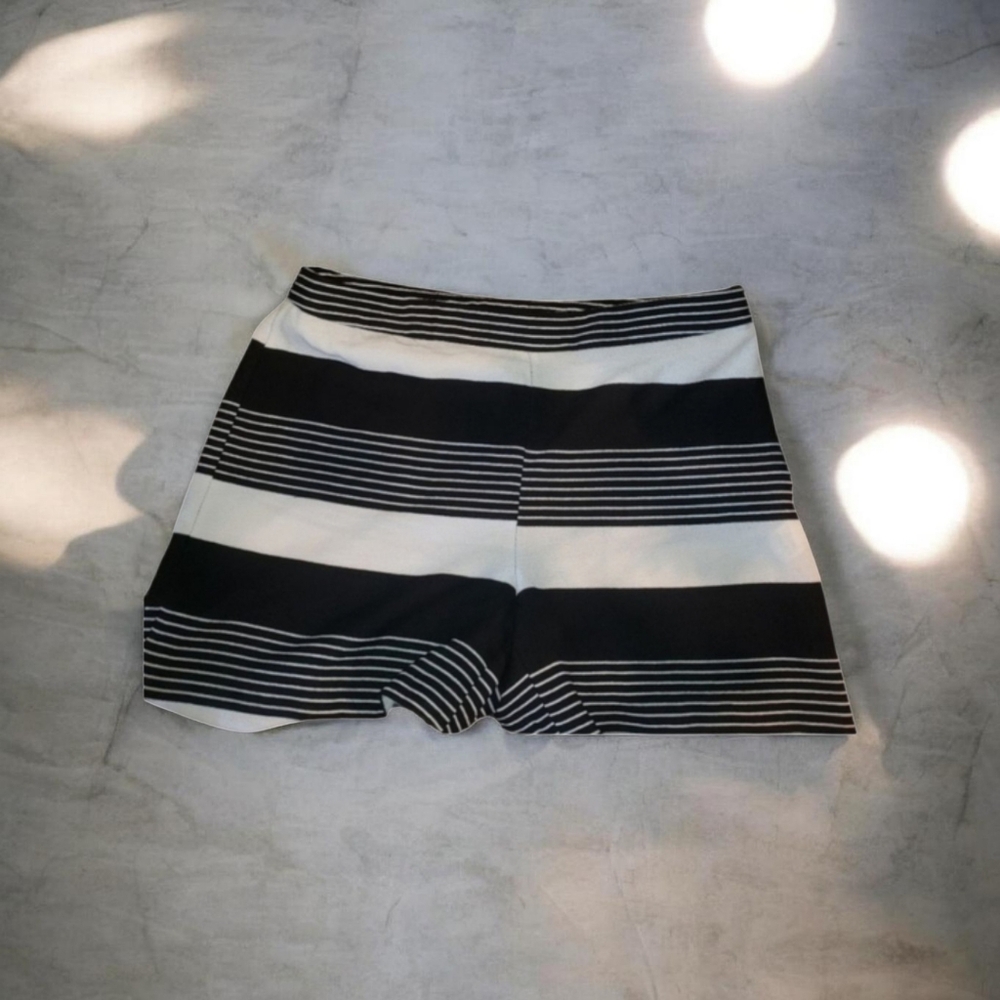 Cynthia Rowley Shorts Size 8